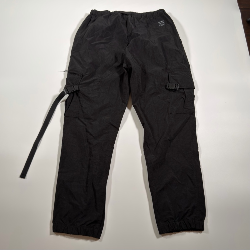 PacSun Women's‎ Black Windbreaker Cargo Pants Size Medium - Picture 11 of 12